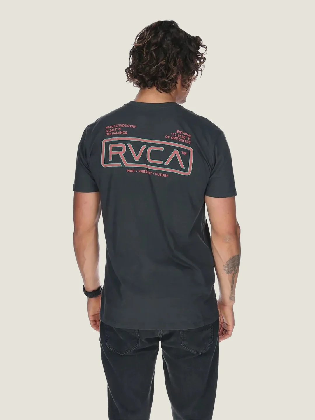 CAMISETA MASCULINO RVCA REGISTERED – foto 3